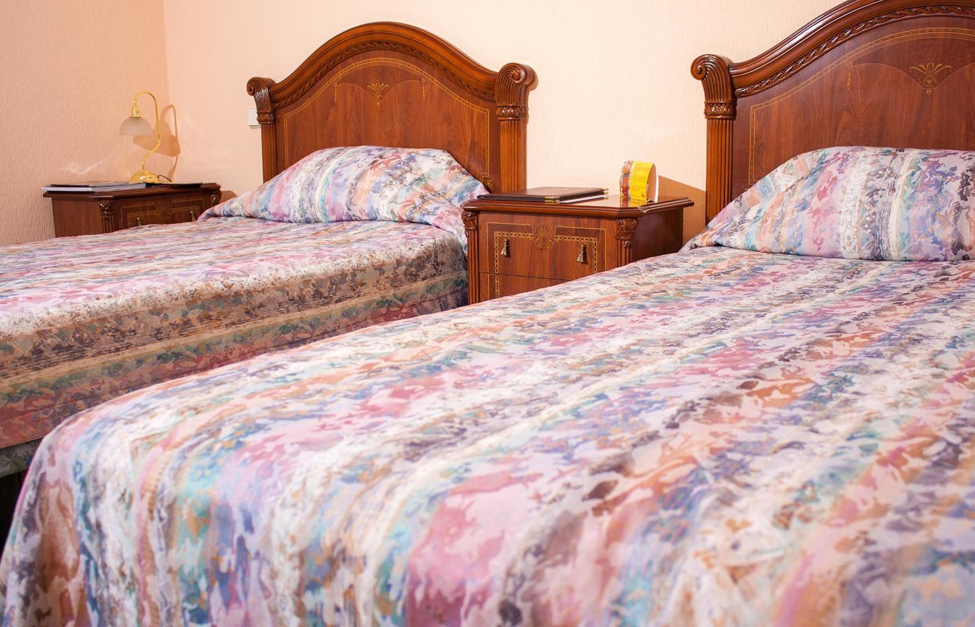 Astoria Hotel Dnipro Room photo